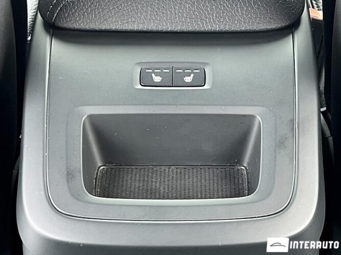 Volvo XC 60 53 interauto-car