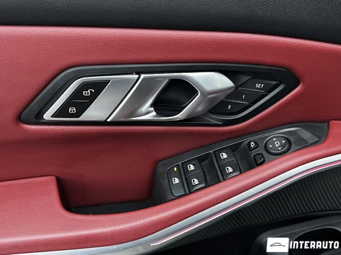 BMW 330E 44 interauto-car