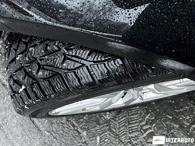 BMW 330E 49 interauto-car