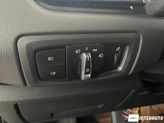 BMW 216d 44 interauto-car
