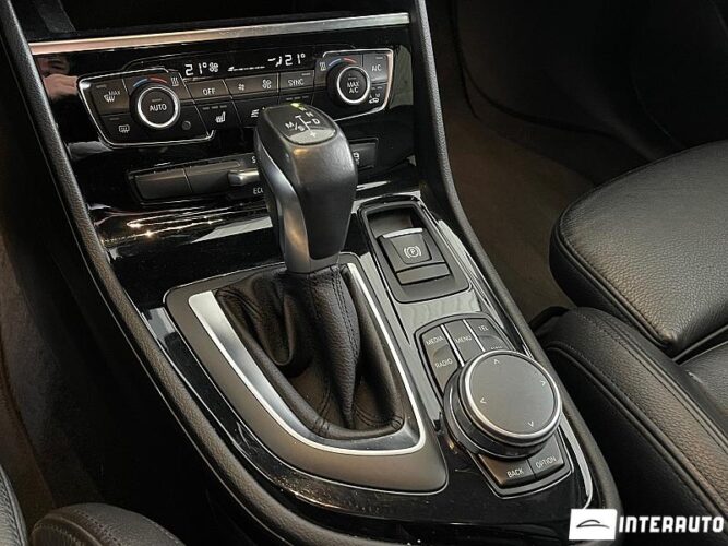BMW 216d 40 interauto-car