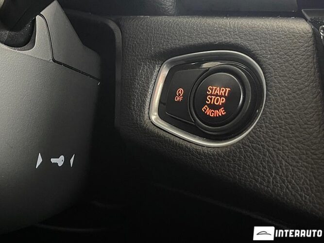 BMW 216d 42 interauto-car