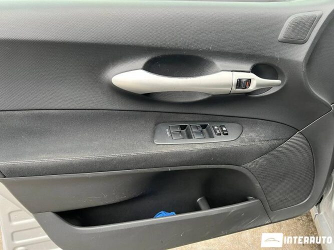 Toyota Auris 30 interauto-car