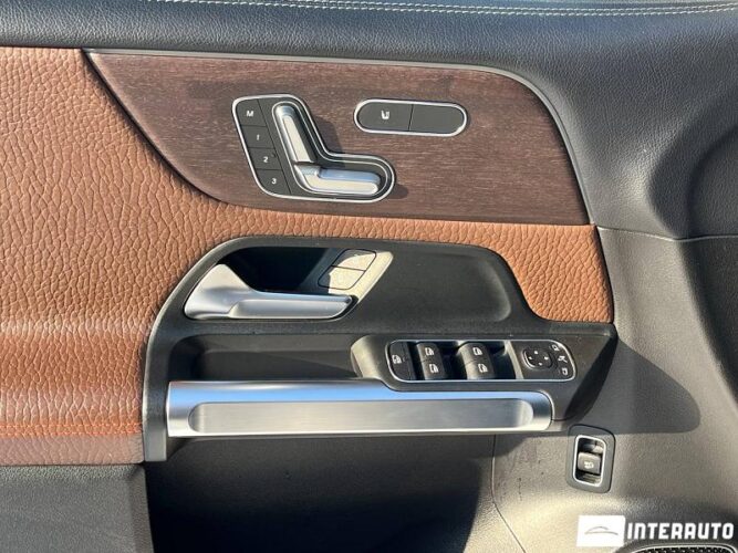 Mercedes GLB 250 38 interauto-car