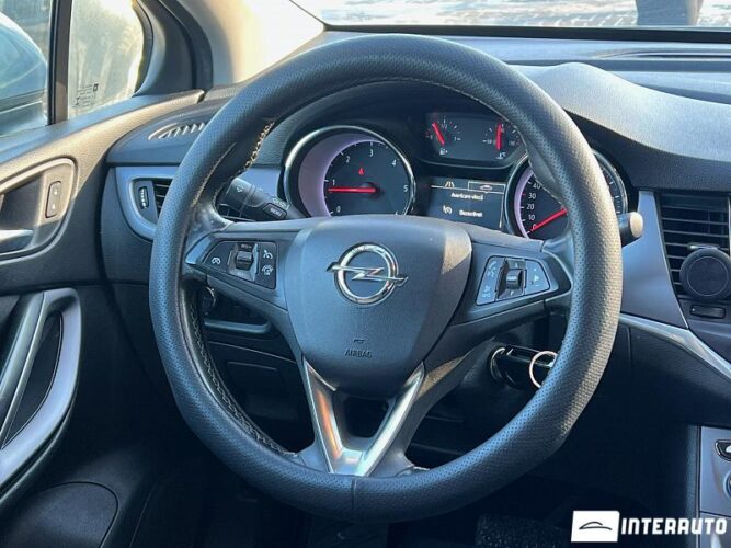 opel Astra 2016