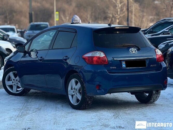 toyota Auris 2010