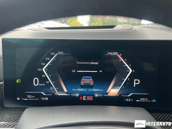 BMW X5 4.0D 44 interauto-car