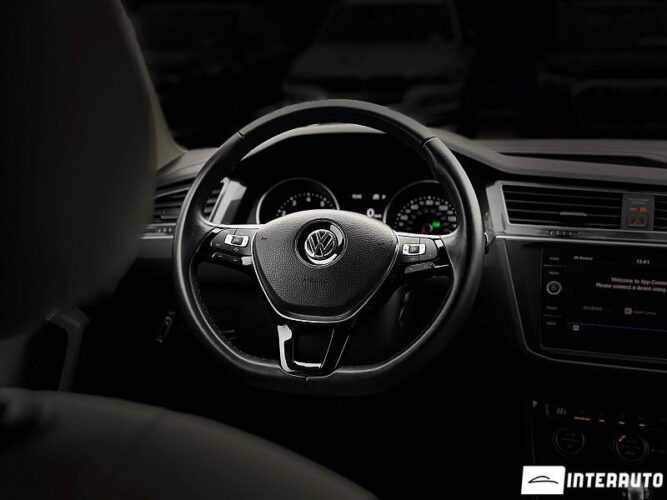 Volkswagen Tiguan 37 interauto-car
