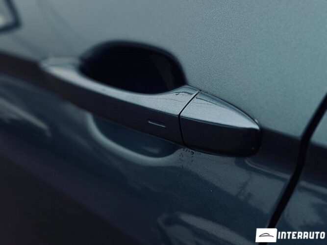 Volkswagen Tiguan 48 interauto-car