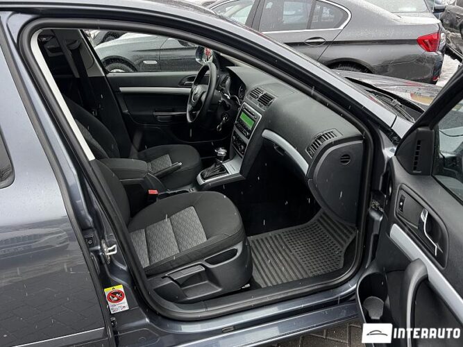 Skoda Octavia 33 interauto-car