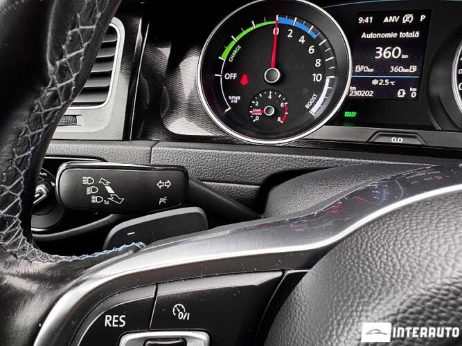 Volkswagen Golf GTE 45 interauto-car