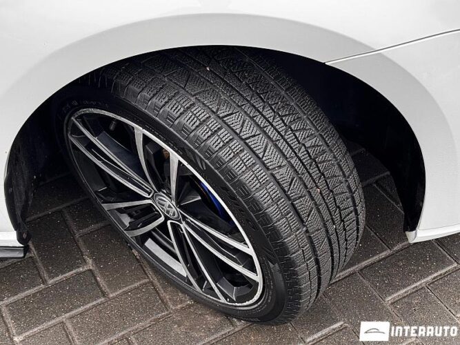 Volkswagen Golf GTE 53 interauto-car