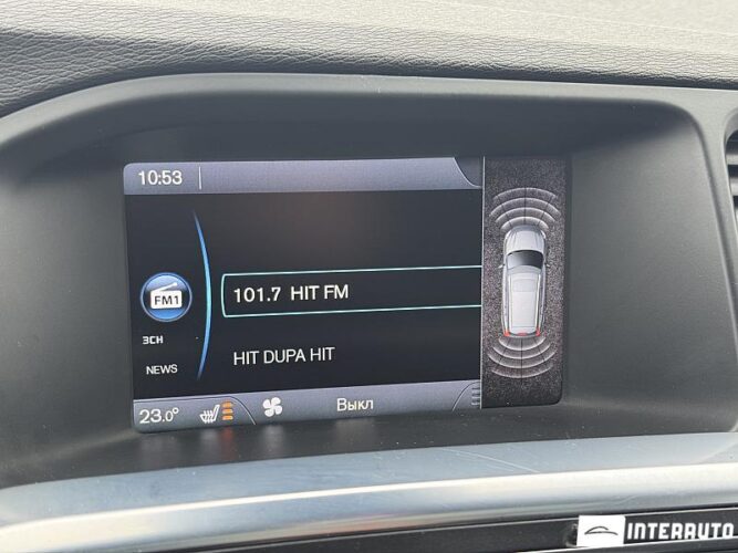 Volvo V 60 42 interauto-car