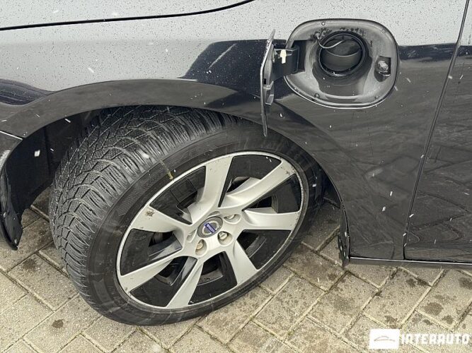 Volvo V 60 49 interauto-car