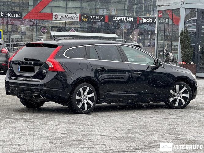Volvo V 60 36 interauto-car