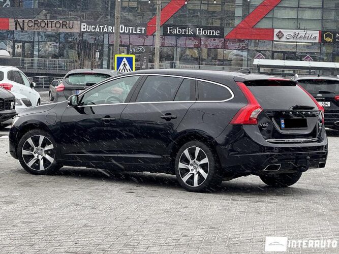 Volvo V 60 37 interauto-car