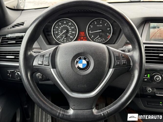 BMW X5 3.0i 41 interauto-car