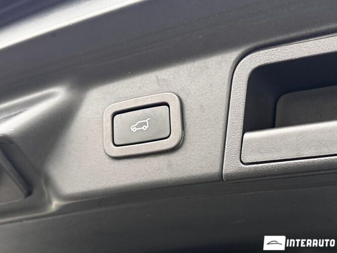 Land Rover Range Rover Velar 55 interauto-car