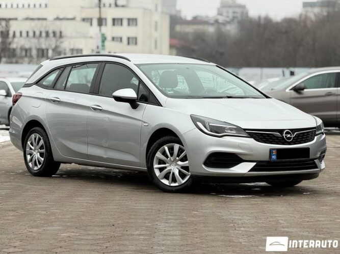opel Astra 2020