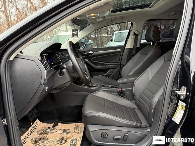 Volkswagen Jetta 35 interauto-car