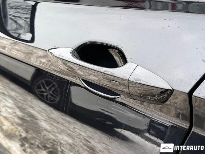 Volkswagen Jetta 34 interauto-car