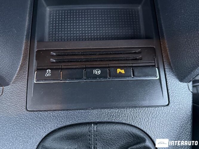 Volkswagen Touran 41 interauto-car