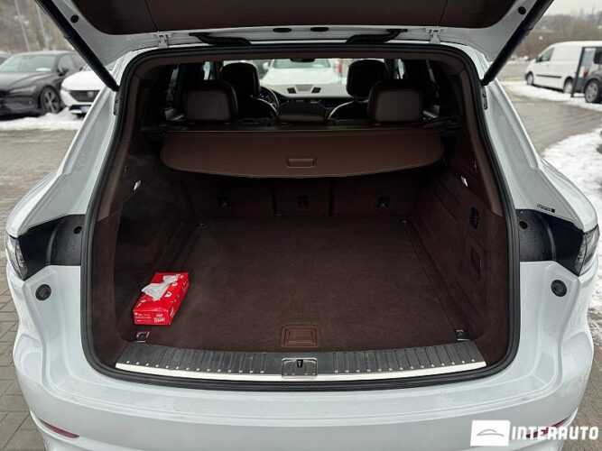 porsche Cayenne 2019