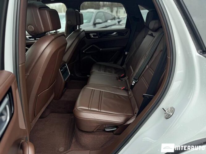 porsche Cayenne 2019