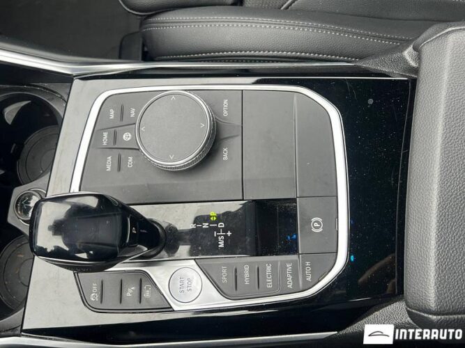 BMW 330E 43 interauto-car