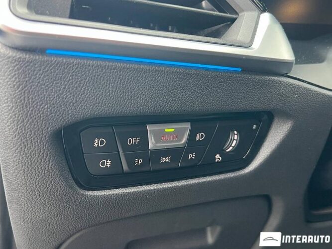 BMW 330E 45 interauto-car