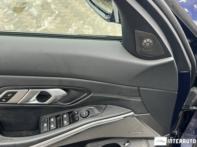 BMW 330E 35 interauto-car