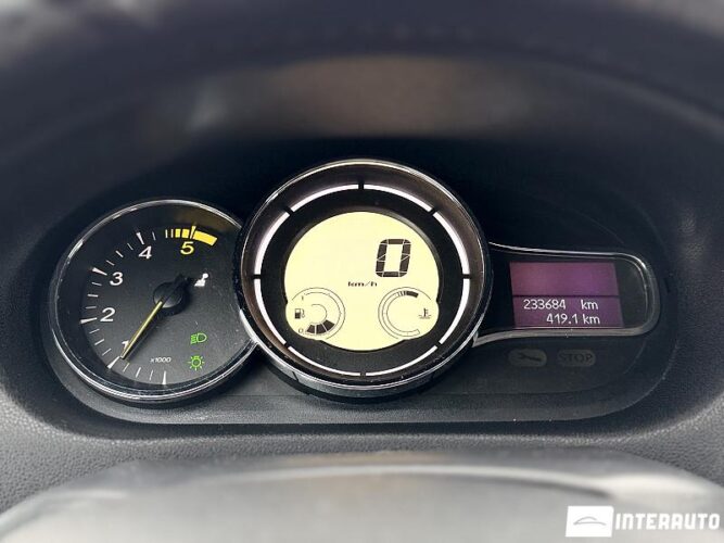 Renault Megane 42 interauto-car