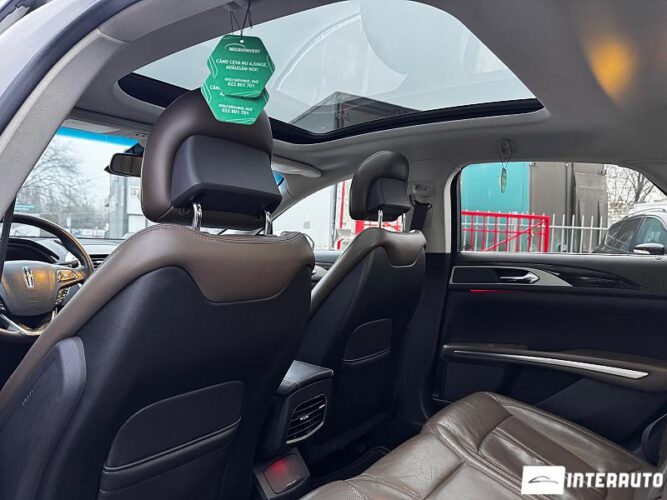 Lincoln MKZ 55 interauto-car