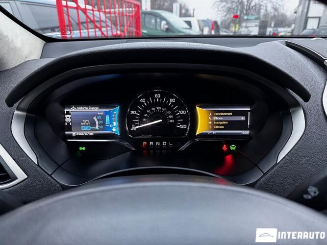 Lincoln MKZ 45 interauto-car