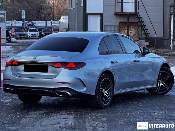 mercedes E 300e 2024