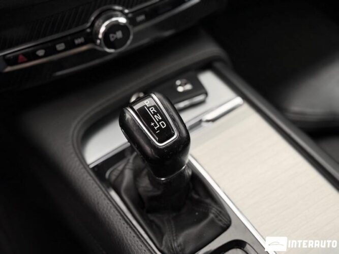 Volvo XC 90 46 interauto-car