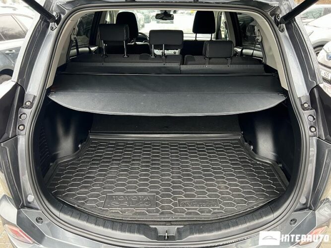 Toyota Rav-4 52 interauto-car