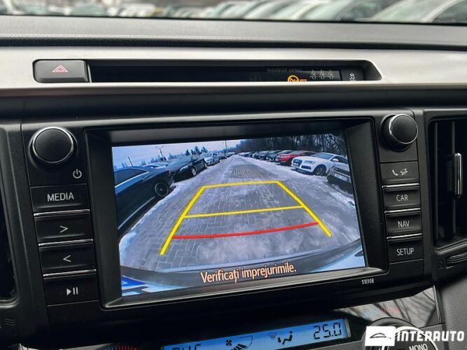 Toyota Rav-4 44 interauto-car