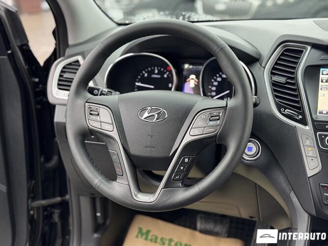 Hyundai Santa Fe 43 interauto-car