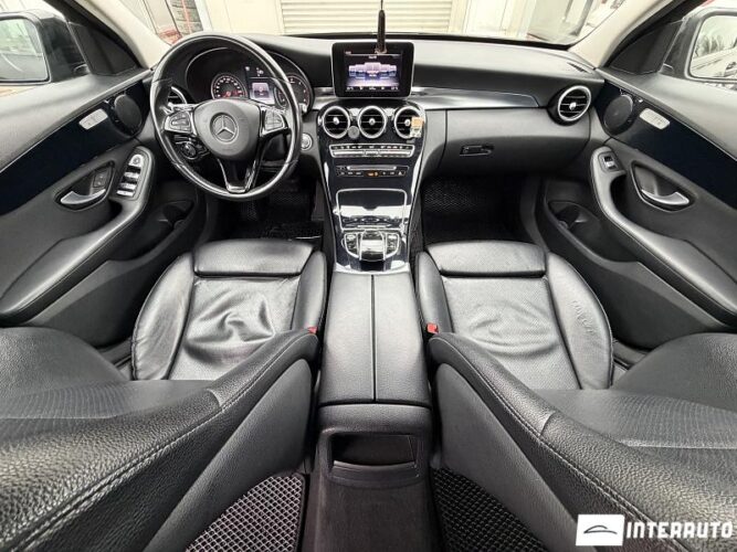 Mercedes C 220 38 interauto-car