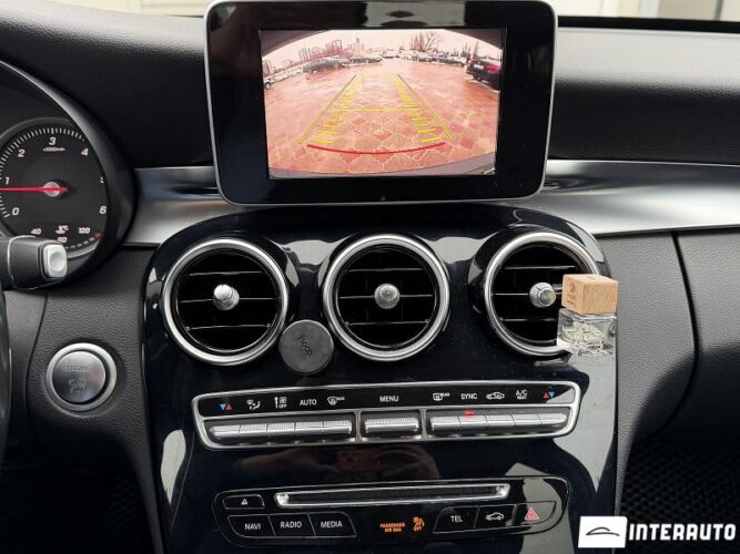 Mercedes C 220 44 interauto-car