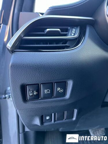 Toyota C-HR 47 interauto-car