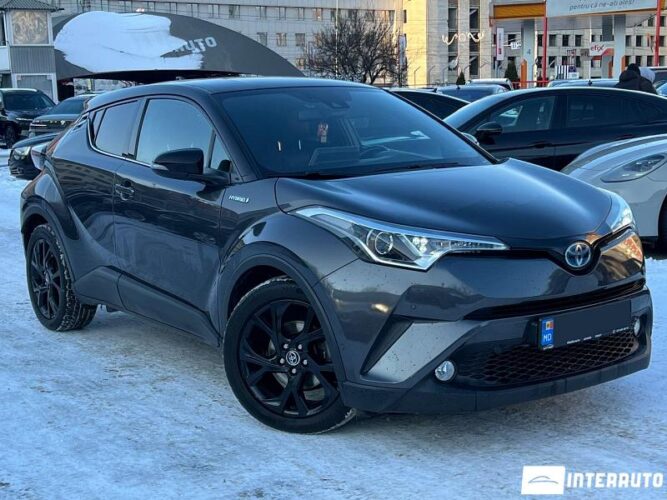 Toyota C-HR 33 interauto-car