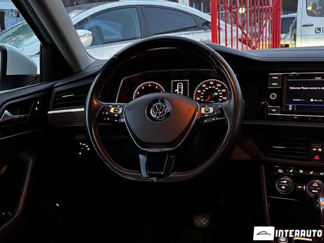 Volkswagen Jetta 42 interauto-car