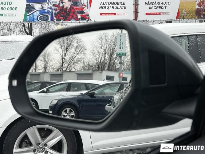 Audi Q8 58 interauto-car