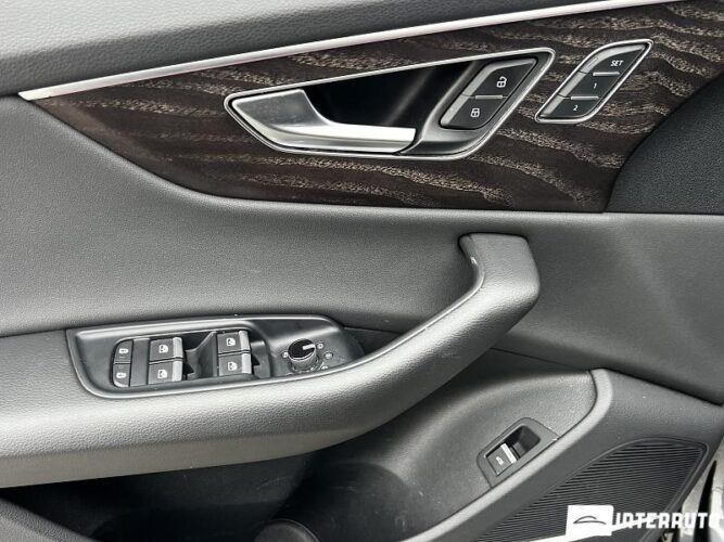 Audi Q8 48 interauto-car