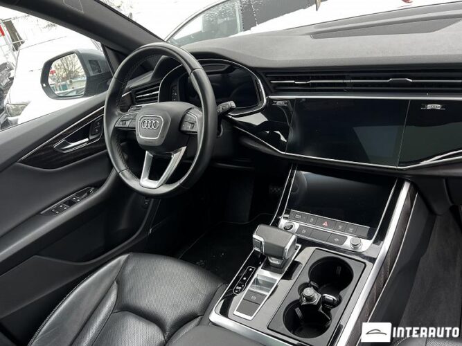 Audi Q8 41 interauto-car