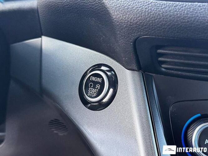 Ford Kuga 47 interauto-car