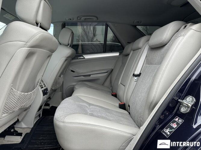 Mercedes ML 320 44 interauto-car