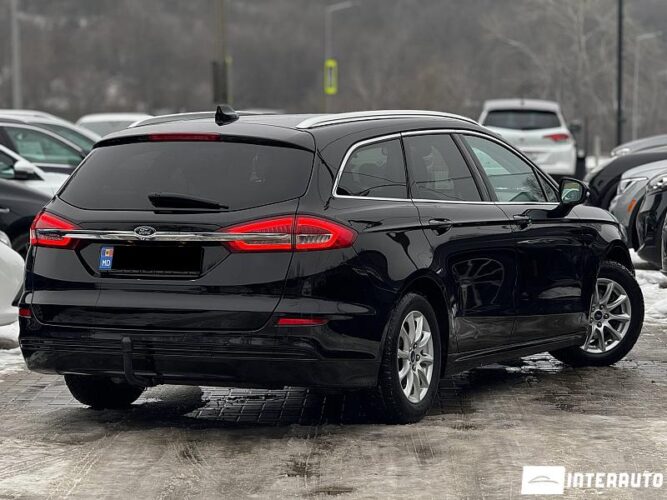 ford Mondeo 2021